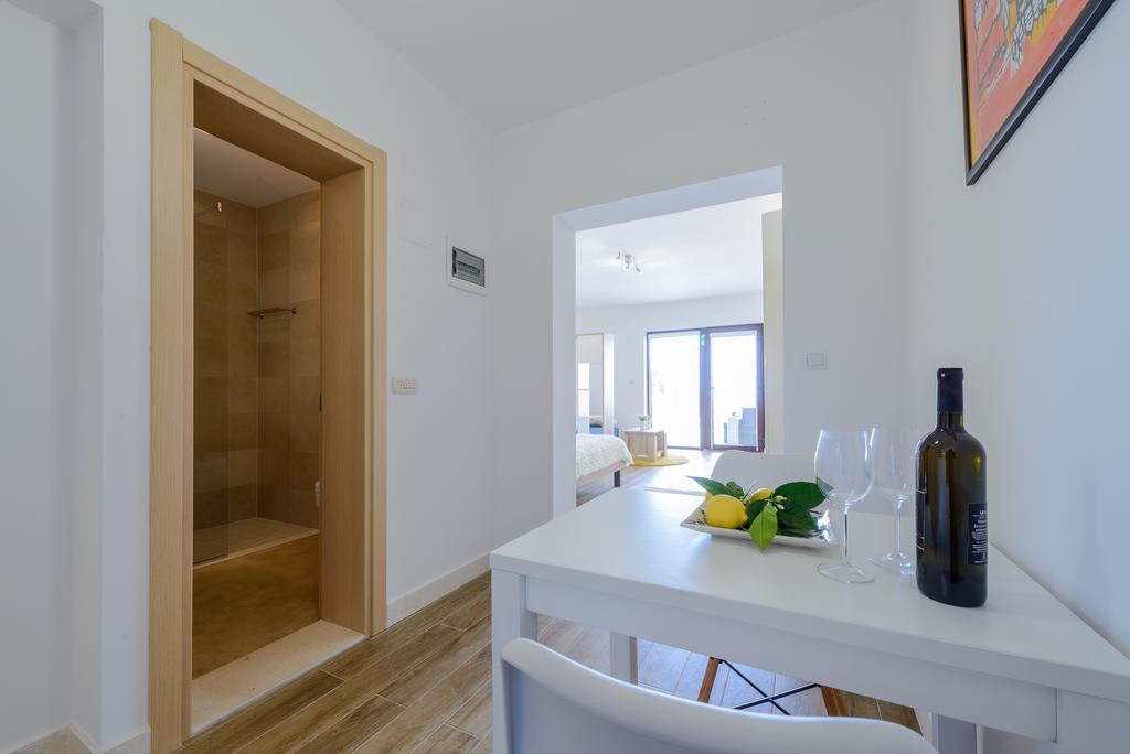 Tandem Apartments With Swimming Pool تْسافتات المظهر الخارجي الصورة