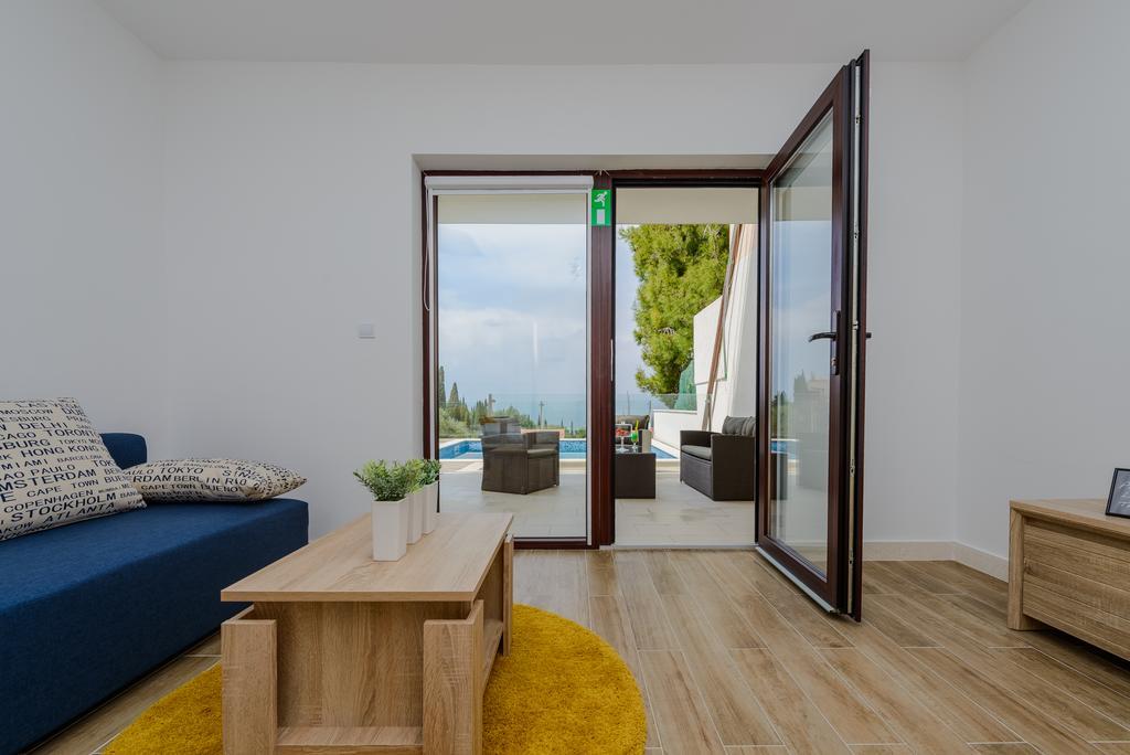 Tandem Apartments With Swimming Pool تْسافتات المظهر الخارجي الصورة